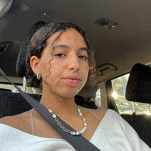 Meet your Posher, Angelica